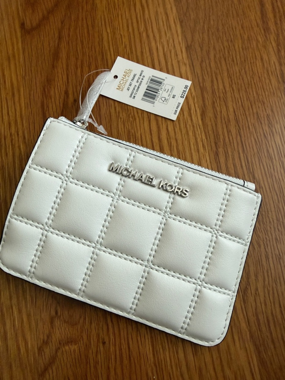 Michael Kors White Quilted Leather wallet/card holder